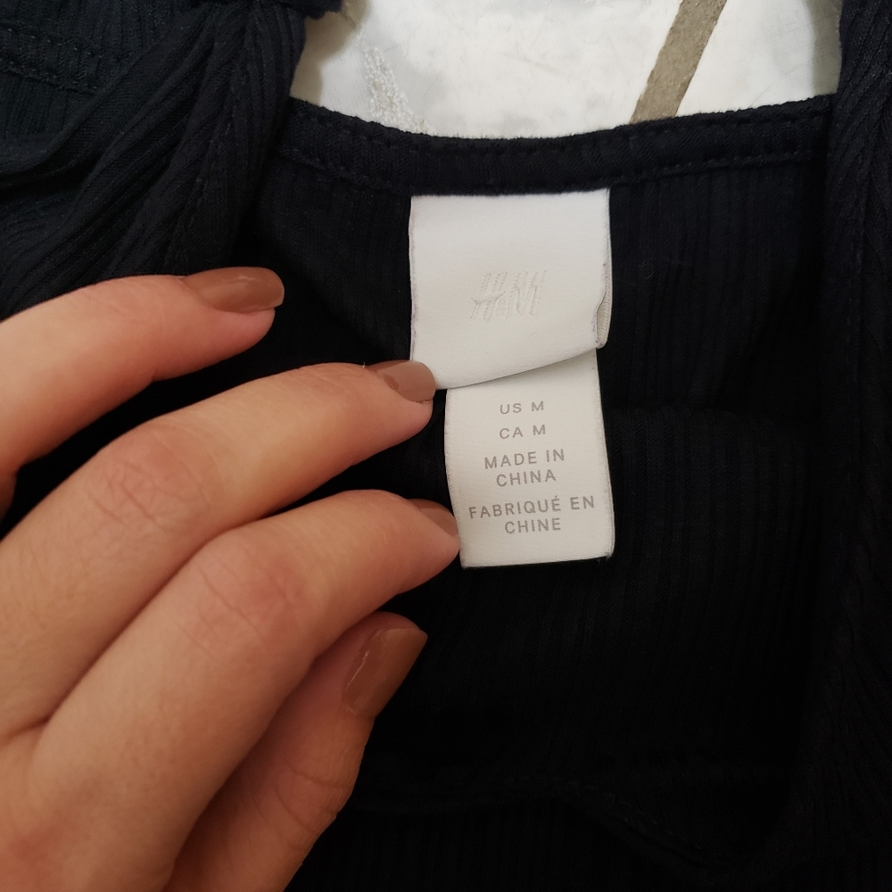 Blusa H&M nueva. Color navy blue